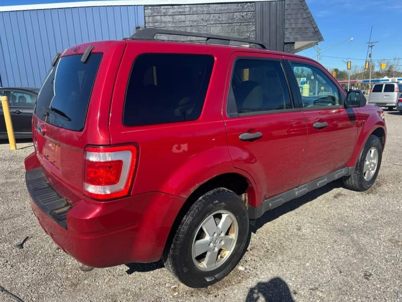Ford Escape XLT FWD 2011