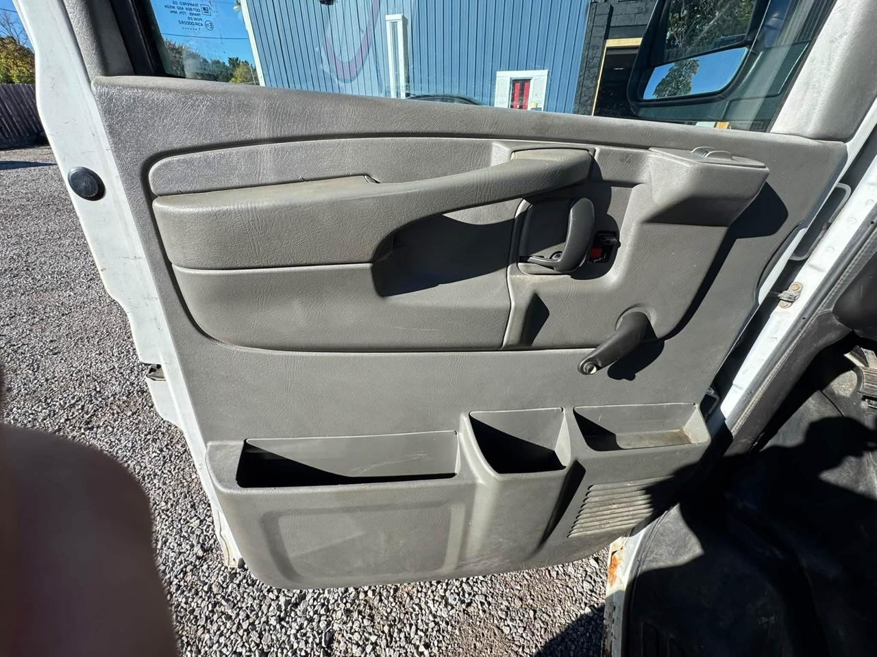 Chevrolet Express 2500 Cargo 2011