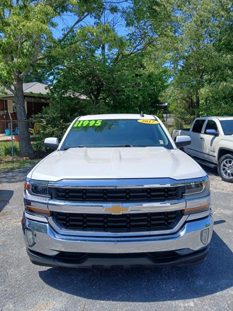 2017 Chevrolet Silverado 1500 LT Crew Cab 2WD