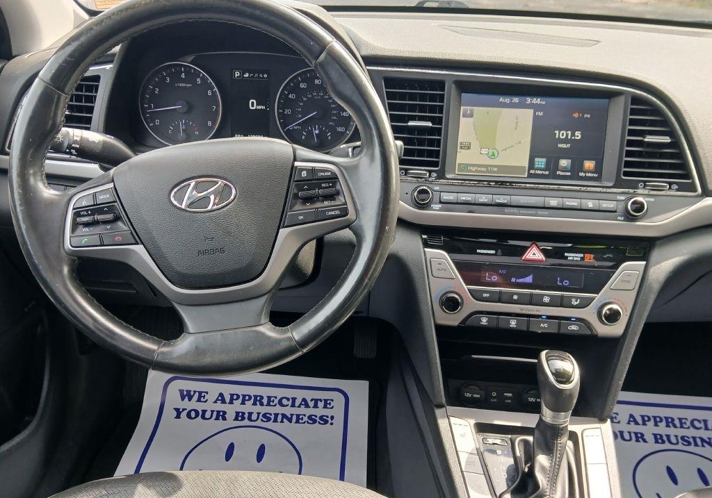 2017 Hyundai Elantra Limited - Photo 9