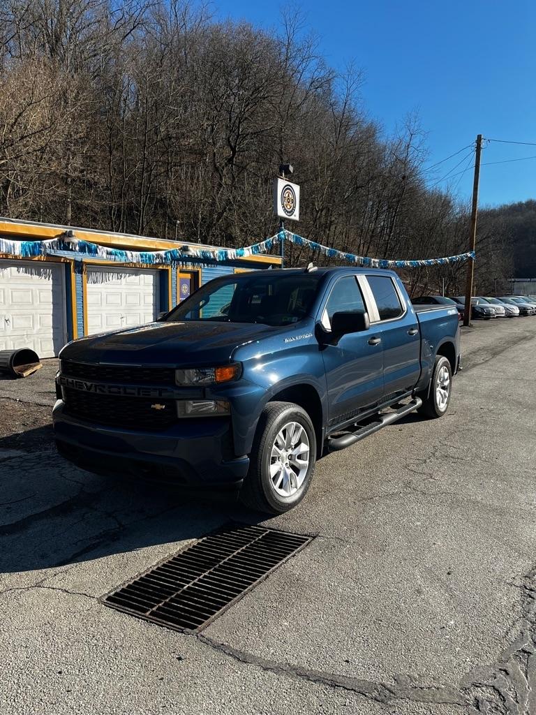 2020 Chevrolet Silverado 1500 Custom Crew Cab Long Box 4WD