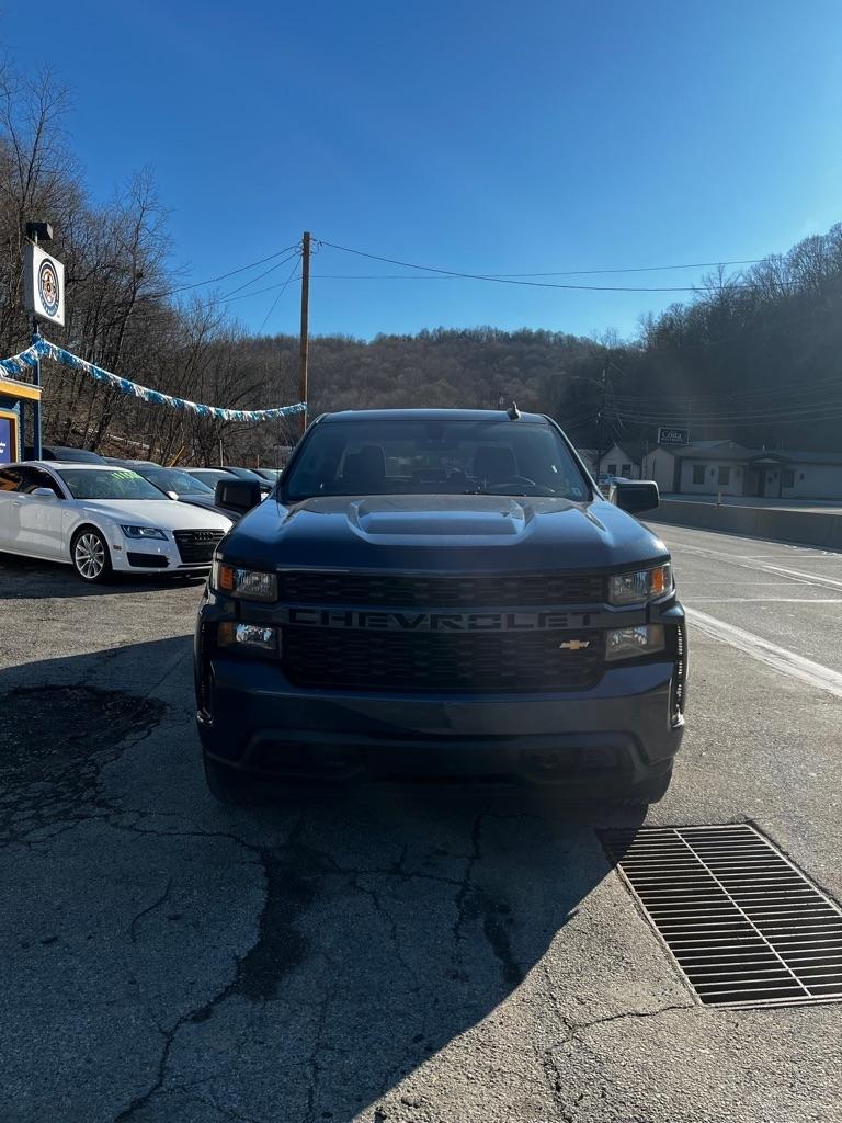 Chevrolet Silverado 1500 Custom Crew Cab Long Box 4WD 2020