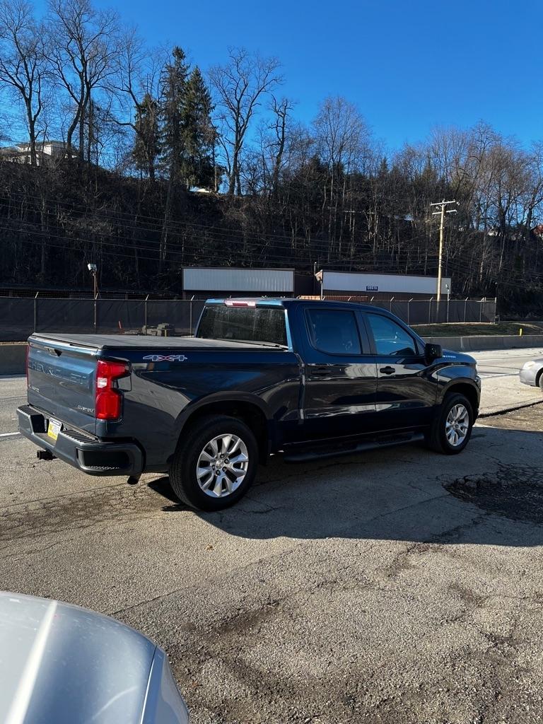 Chevrolet Silverado 1500 Custom Crew Cab Long Box 4WD 2020