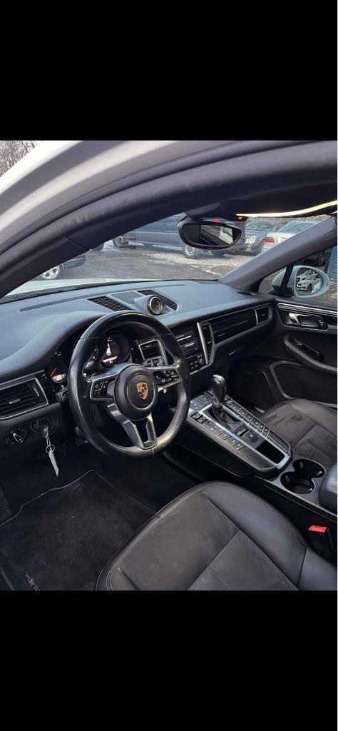 Porsche Macan GTS 2017