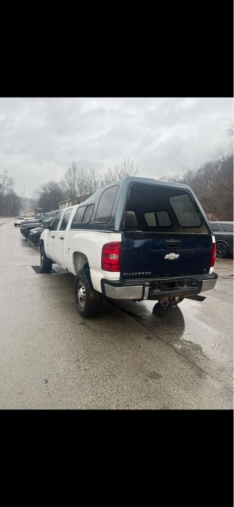 Chevrolet Silverado 2500HD Work Truck Crew Cab 4WD 2013