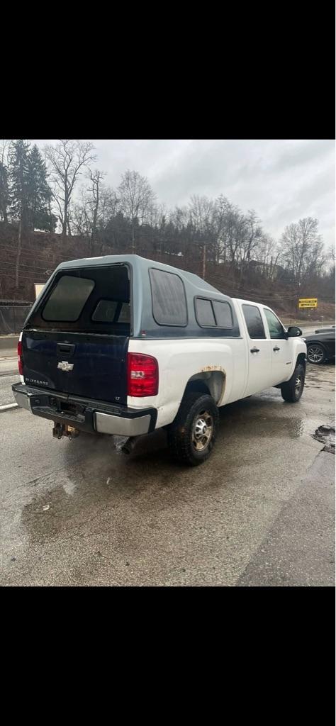Chevrolet Silverado 2500HD Work Truck Crew Cab 4WD 2013