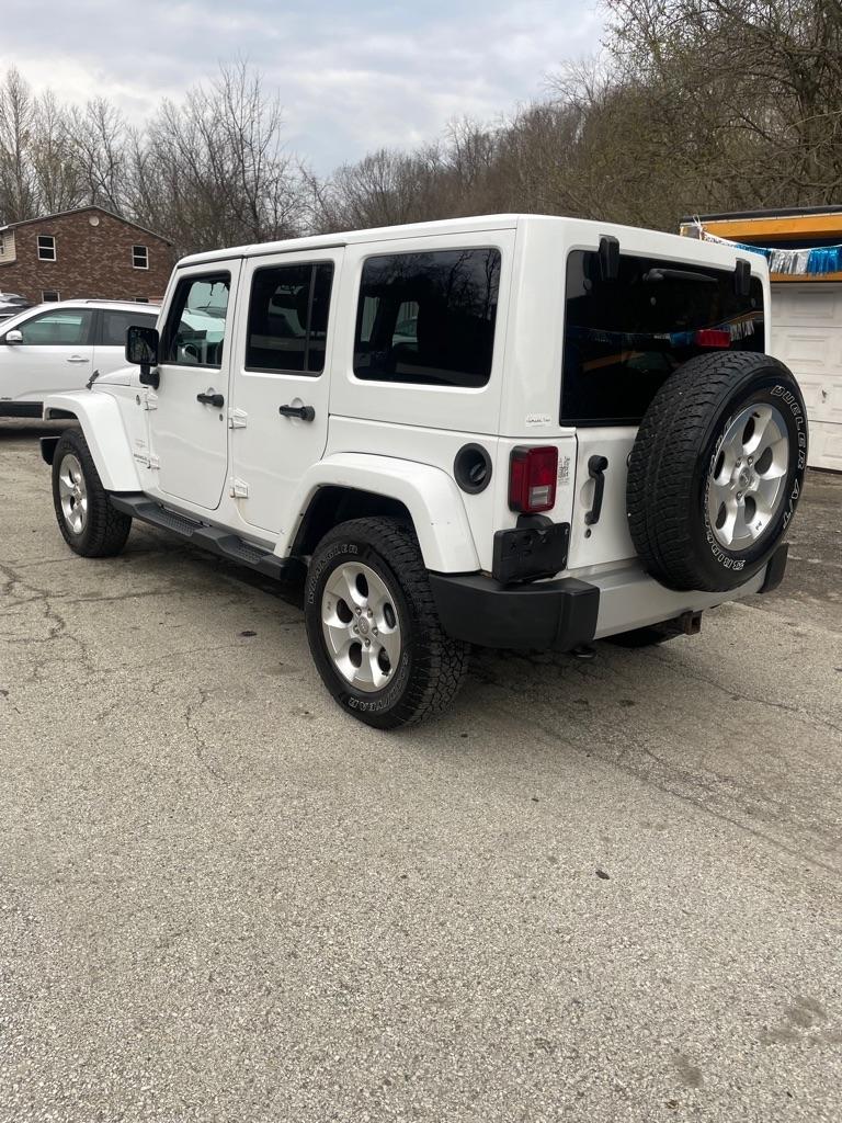 Jeep Wrangler Unlimited Sahara 4WD 2013
