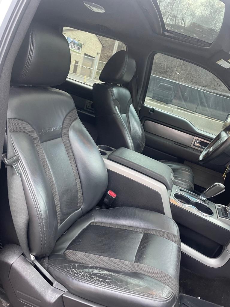 Ford F-150 SVT Raptor SuperCrew 5.5-ft. Bed 4WD 2011