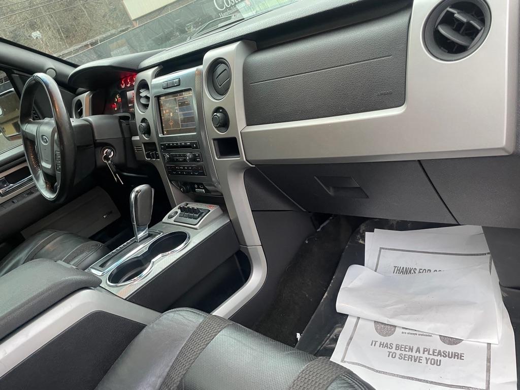 Ford F-150 SVT Raptor SuperCrew 5.5-ft. Bed 4WD 2011