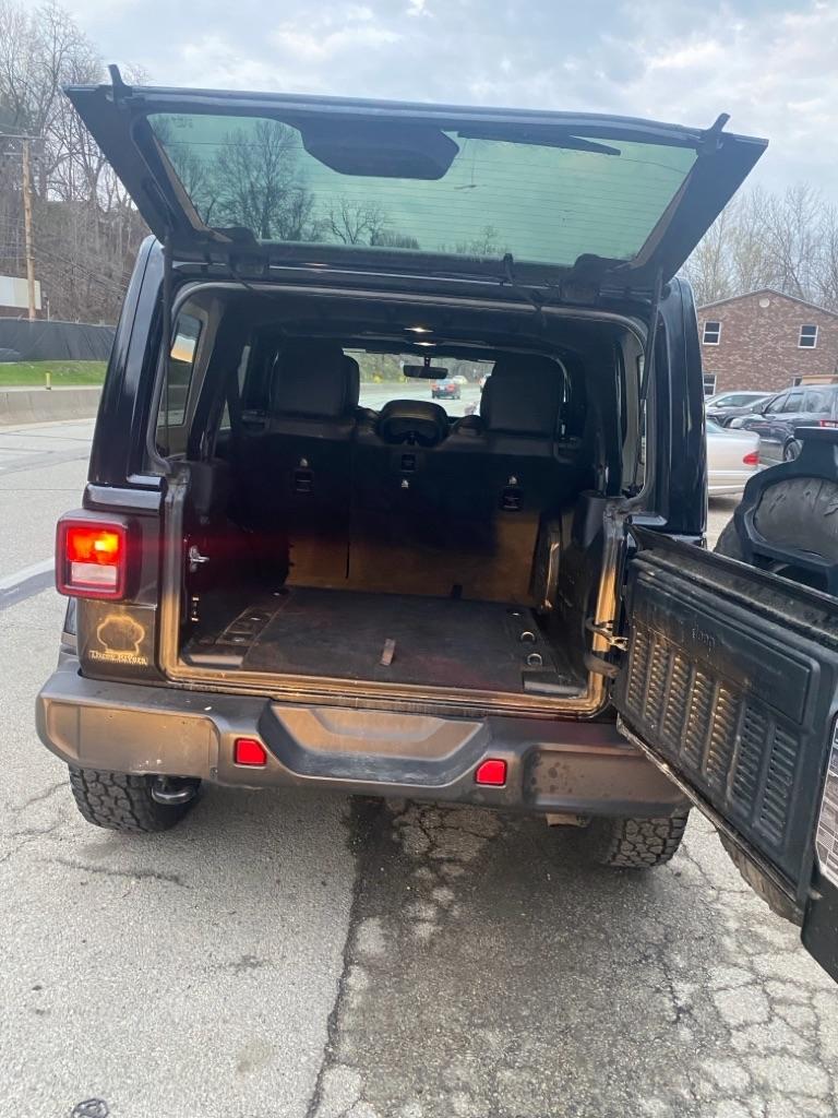 Jeep Wrangler Unlimited Sahara 2018