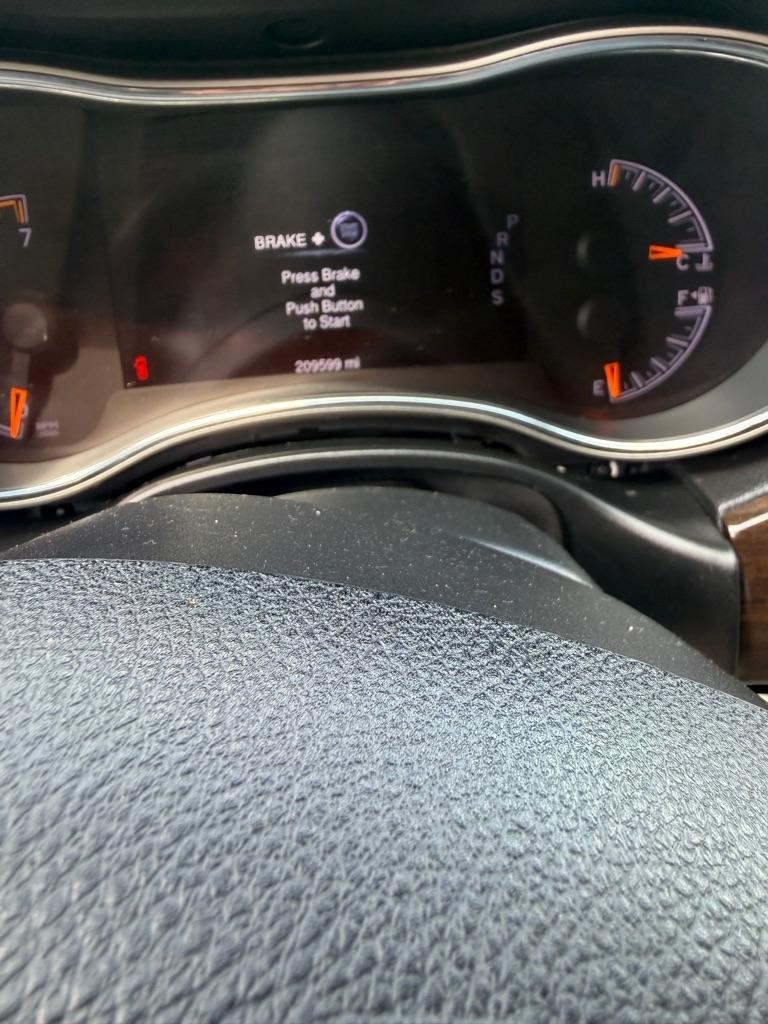 Jeep Grand Cherokee Laredo 4WD 2014
