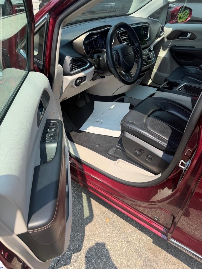 Chrysler Pacifica Touring-L Plus 2017