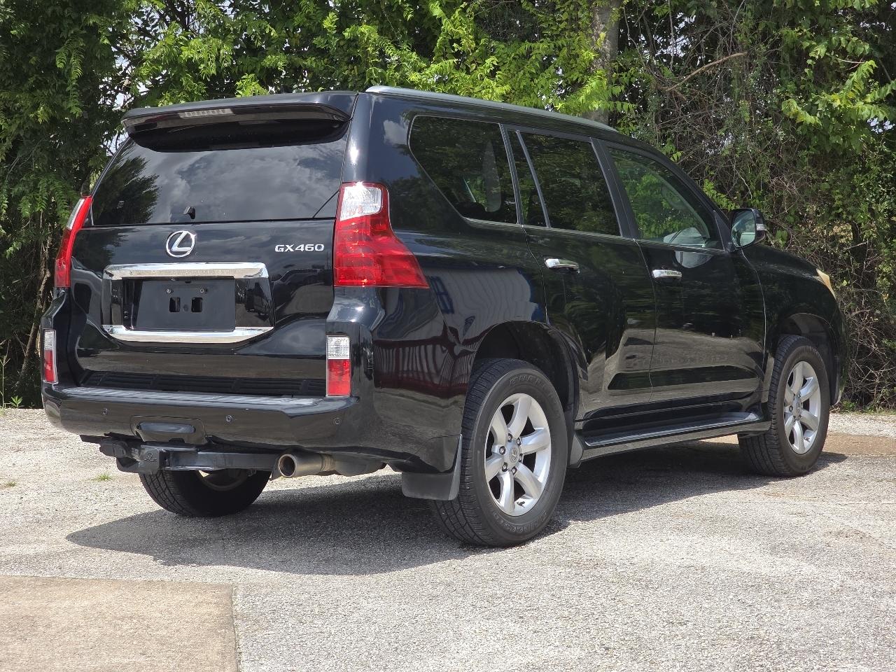 Lexus GX 460 Sport Utility 2011
