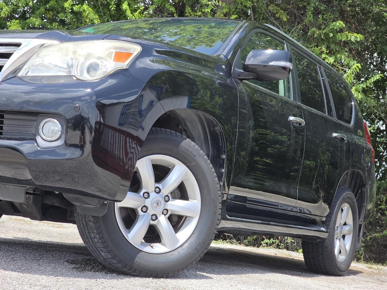 Lexus GX 460 Sport Utility 2011