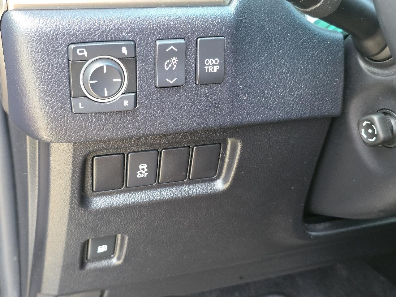 Lexus GX 460 Sport Utility 2011