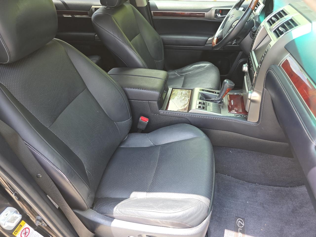 Lexus GX 460 Sport Utility 2011