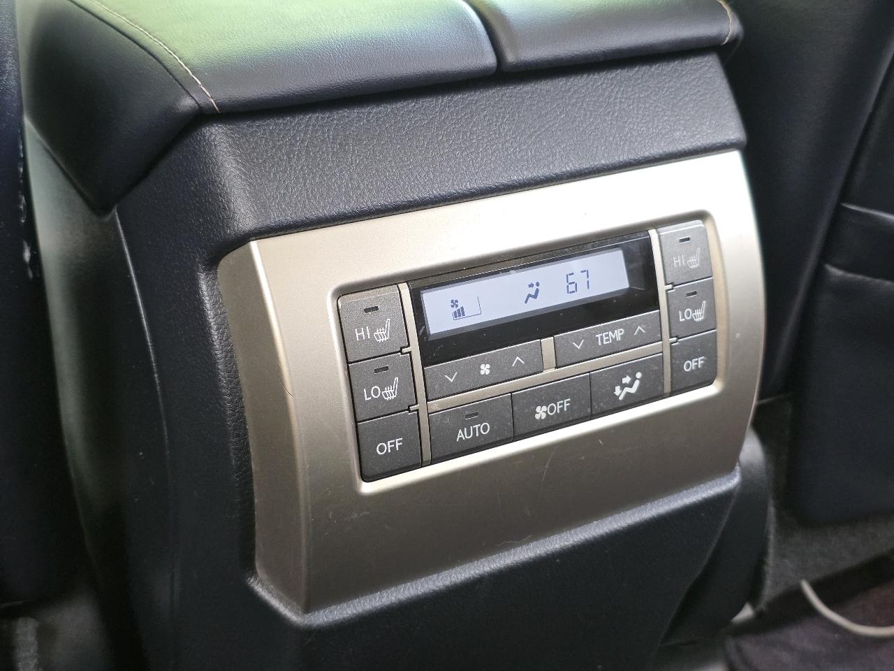 Lexus GX 460 Sport Utility 2011