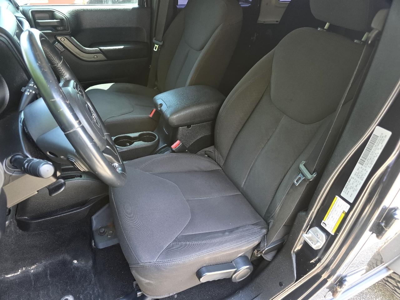 Jeep Wrangler Unlimited Sport 4WD 2015