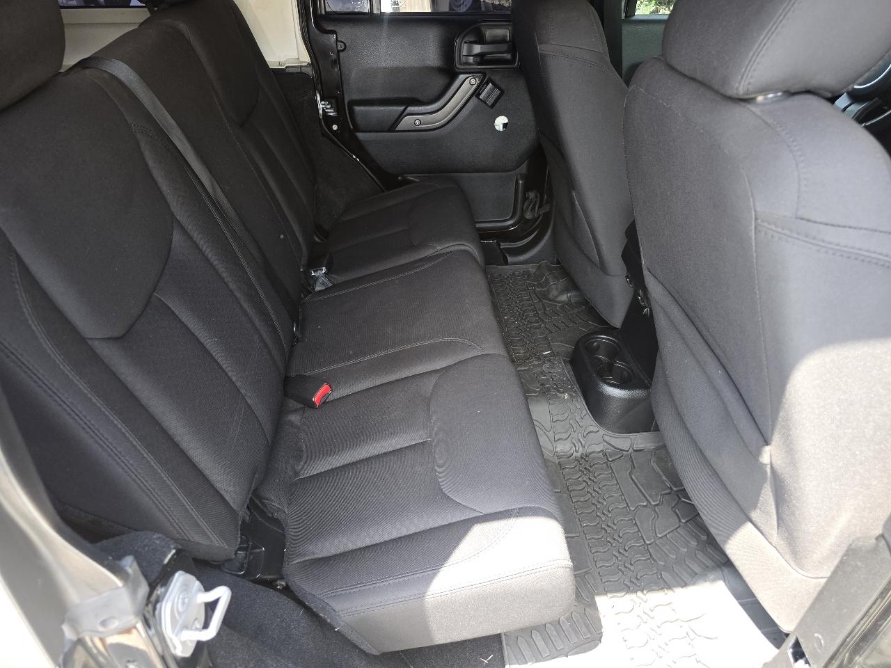 Jeep Wrangler Unlimited Sport 4WD 2015