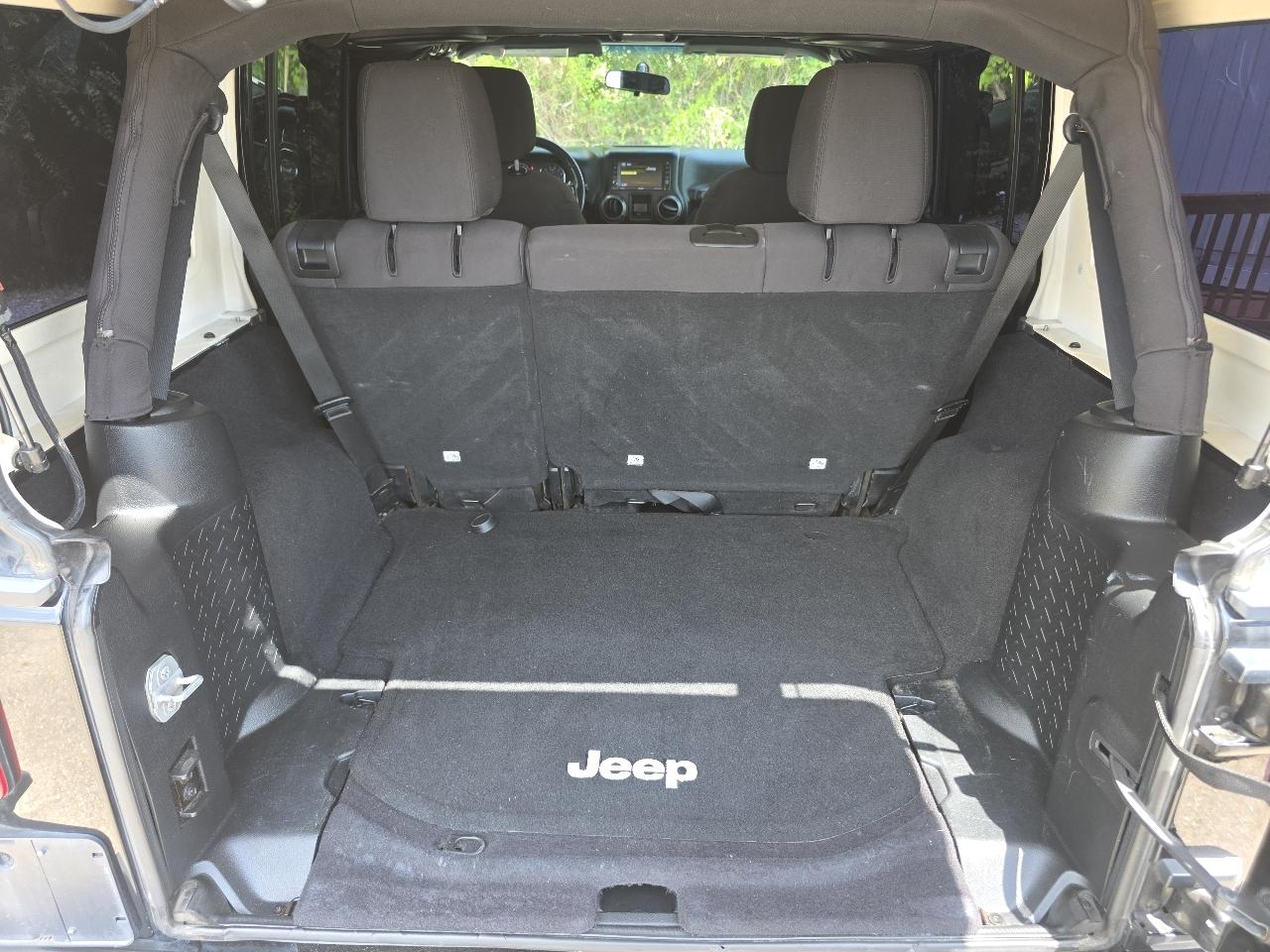 Jeep Wrangler Unlimited Sport 4WD 2015