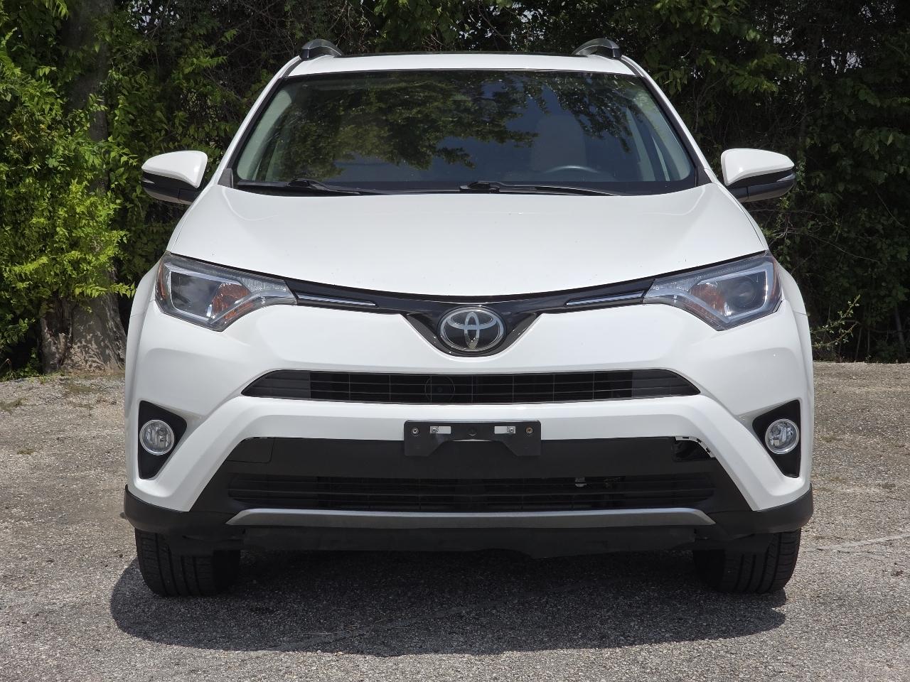 Toyota RAV4 XLE FWD 2018