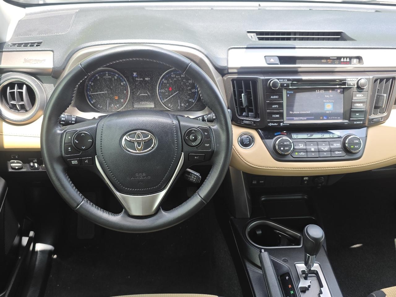 Toyota RAV4 XLE FWD 2018