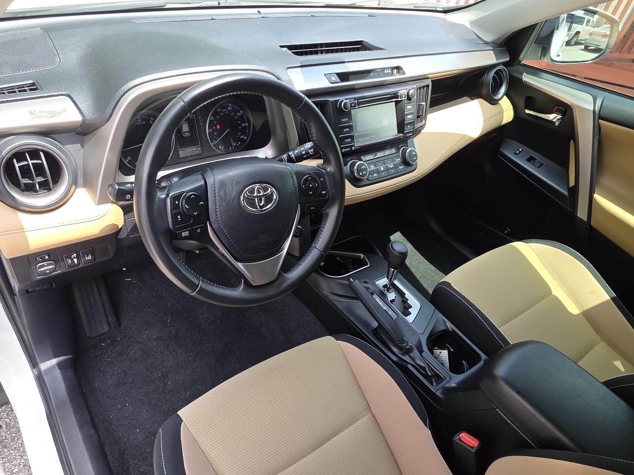 Toyota RAV4 XLE FWD 2018