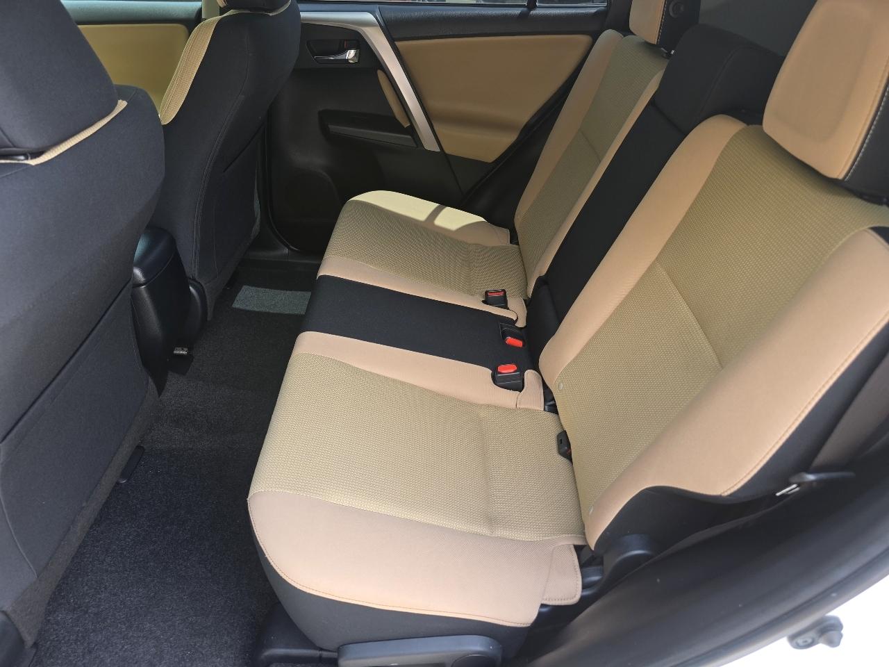 Toyota RAV4 XLE FWD 2018