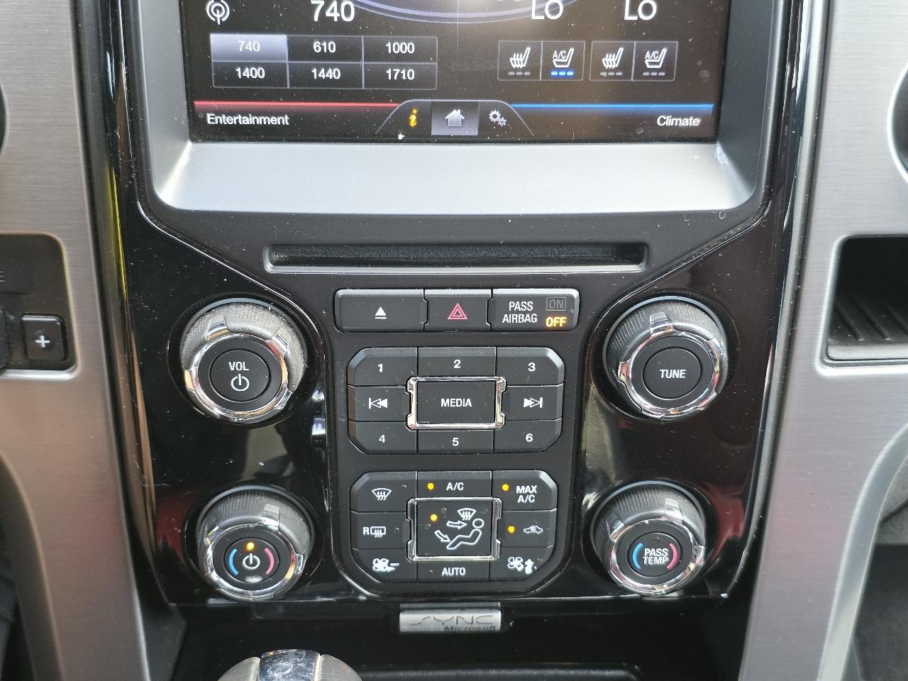 Ford F-150 XL SuperCrew 5.5-ft. Bed 4WD 2013