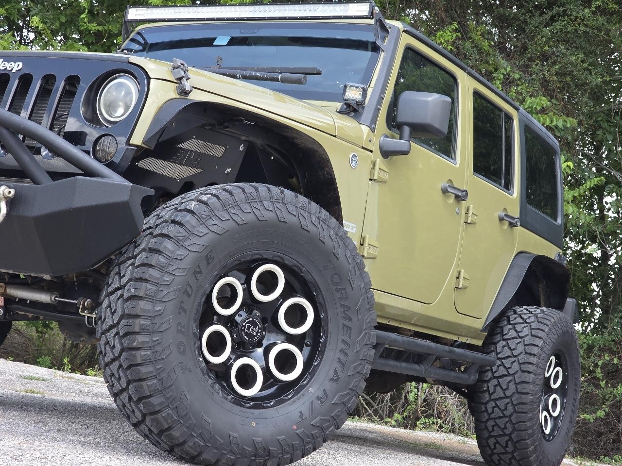 Jeep Wrangler Unlimited Sport 4WD 2013