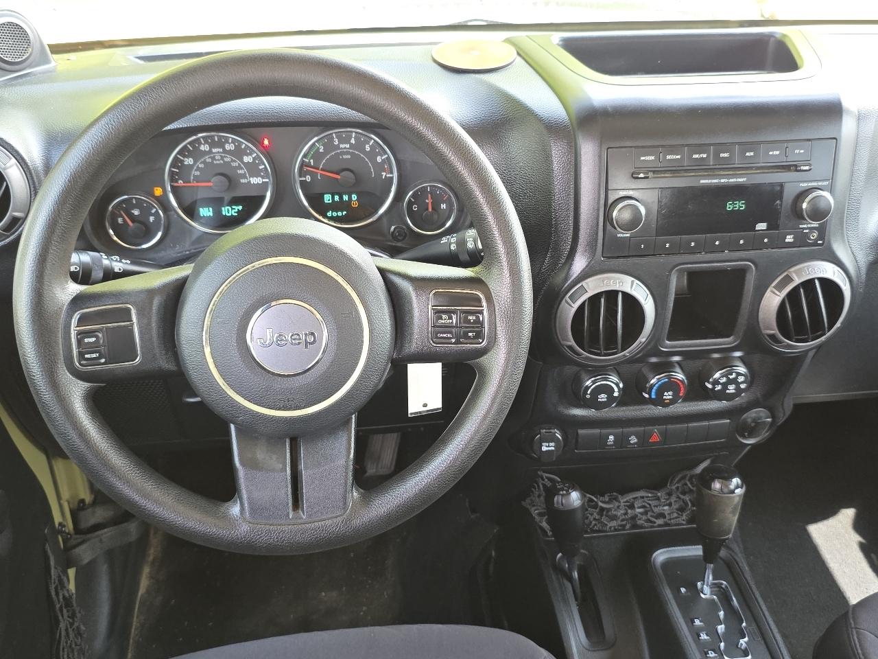 Jeep Wrangler Unlimited Sport 4WD 2013