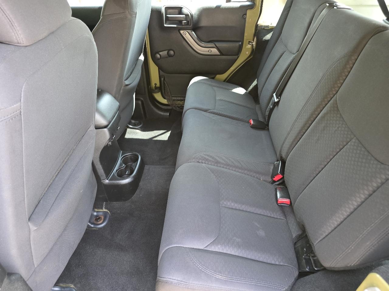 Jeep Wrangler Unlimited Sport 4WD 2013