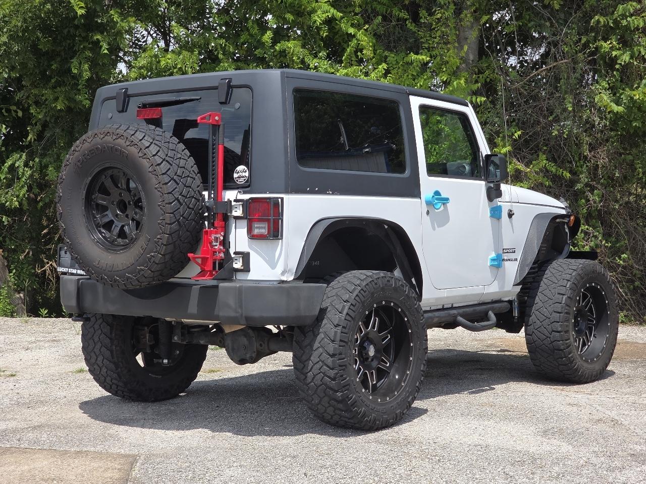Jeep Wrangler Sport 4WD 2011