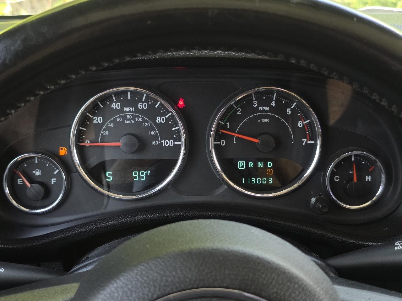Jeep Wrangler Sport 4WD 2011