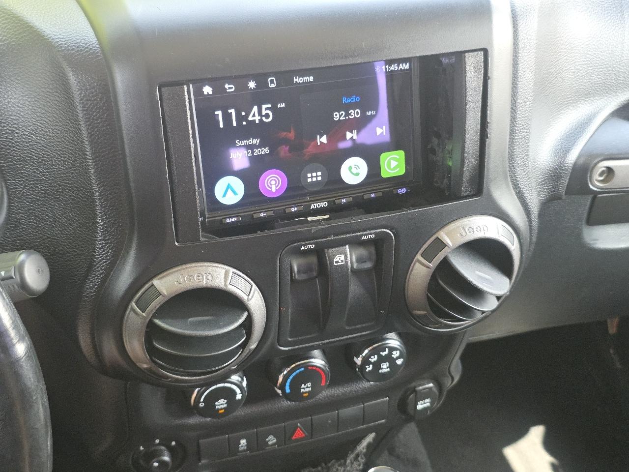Jeep Wrangler Sport 4WD 2011