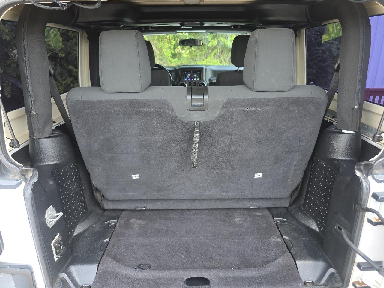 Jeep Wrangler Sport 4WD 2011