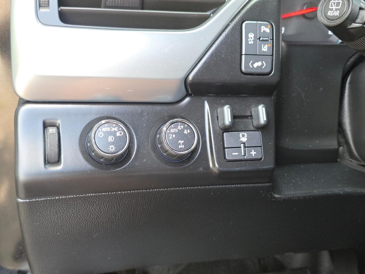 Chevrolet Tahoe LTZ 4WD 2015