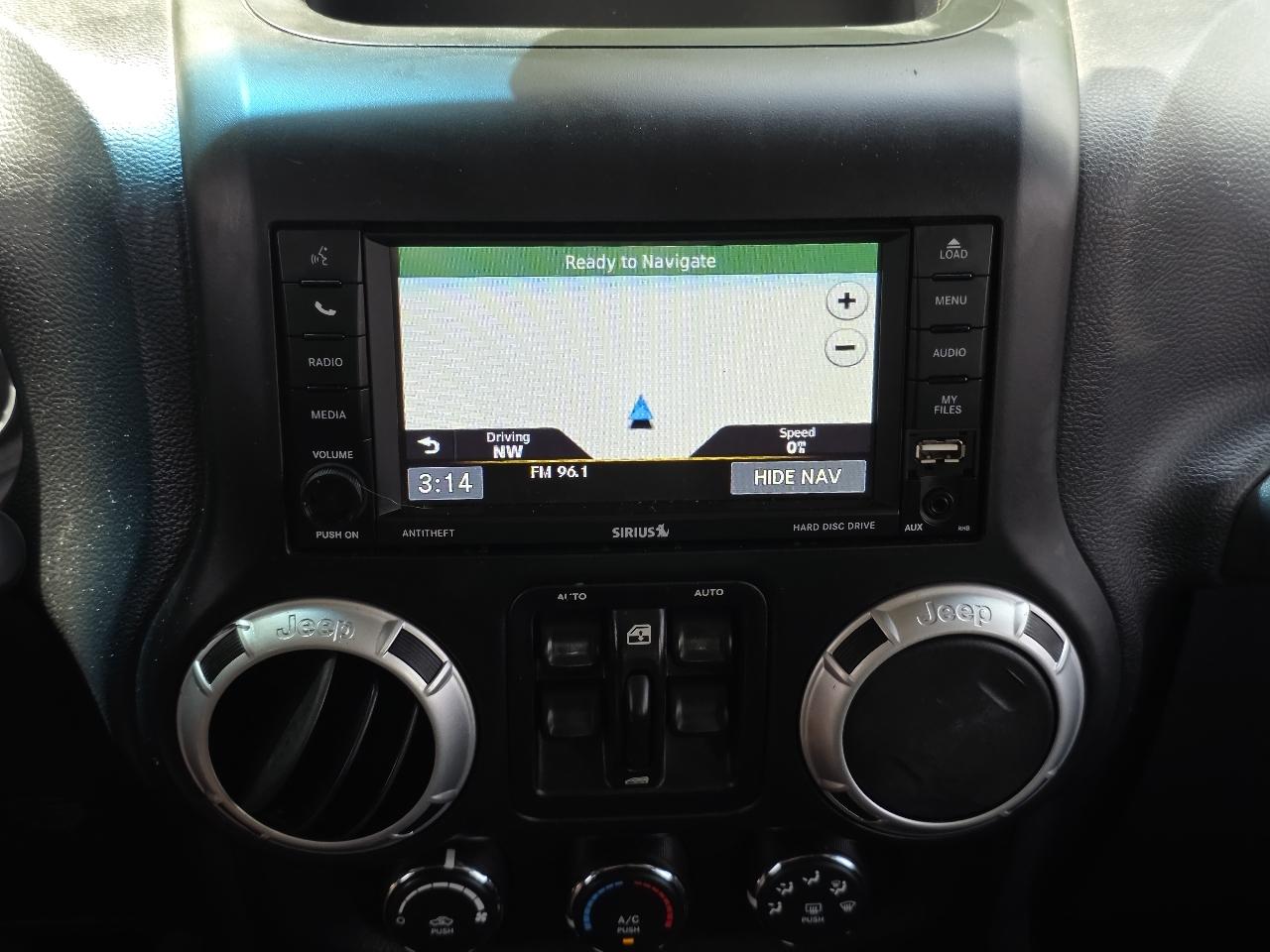 Jeep Wrangler Unlimited Sahara 4WD 2013