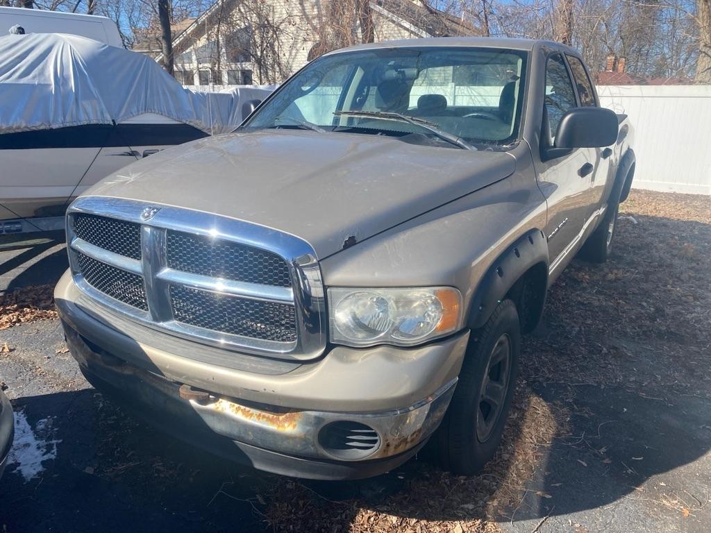 Dodge Ram 1500 ST Quad Cab 4WD 2004