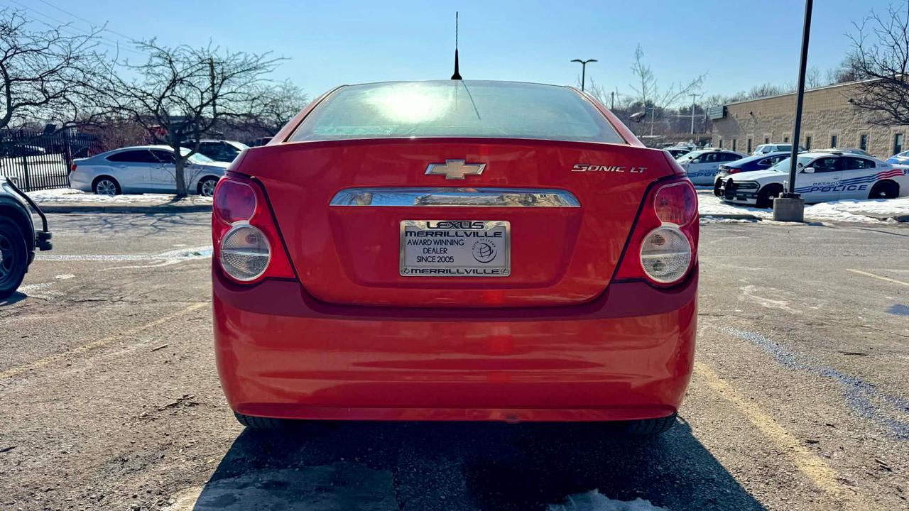 Chevrolet Sonic 2LT Sedan 2012