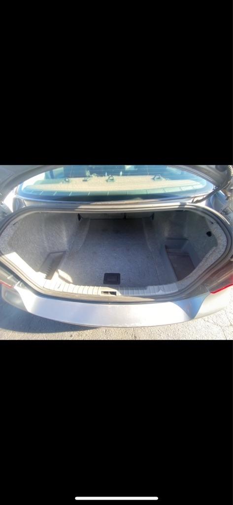 BMW 3-Series 323i 2009