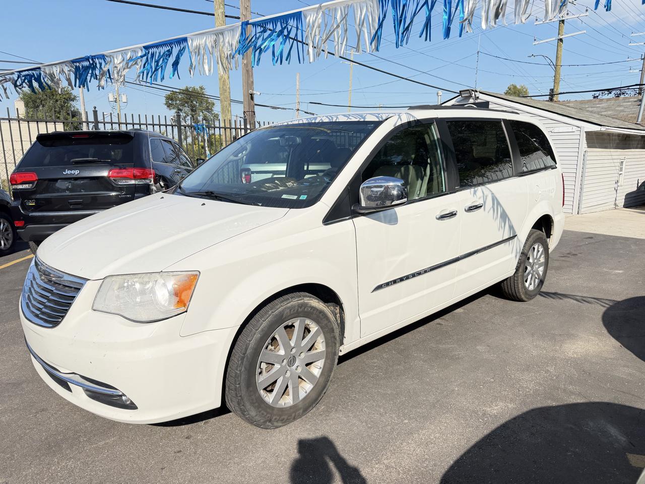 2012 Chrysler Town & Country Touring-L