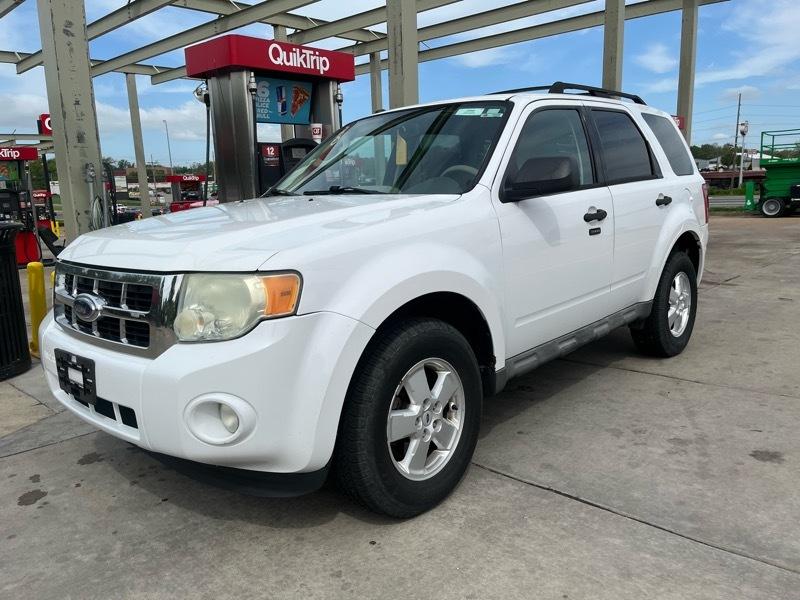 Ford Escape XLT FWD I4 2009