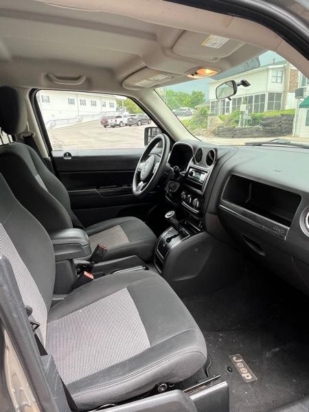 Jeep Patriot  2012