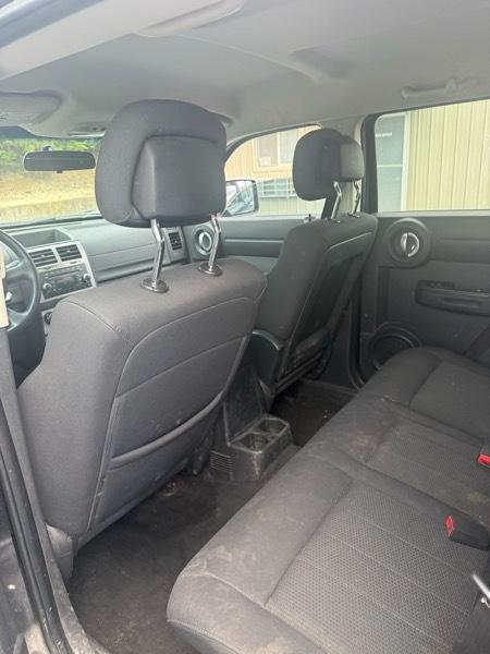 Dodge Nitro  2011