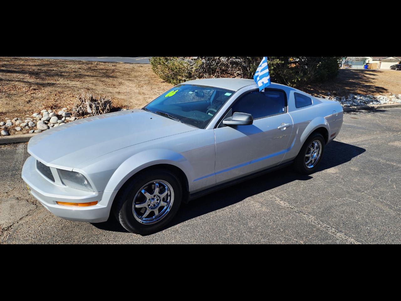 2006 Ford Mustang V6 Standard Coupe