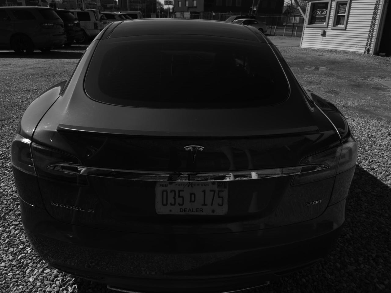 Tesla Model S  2013