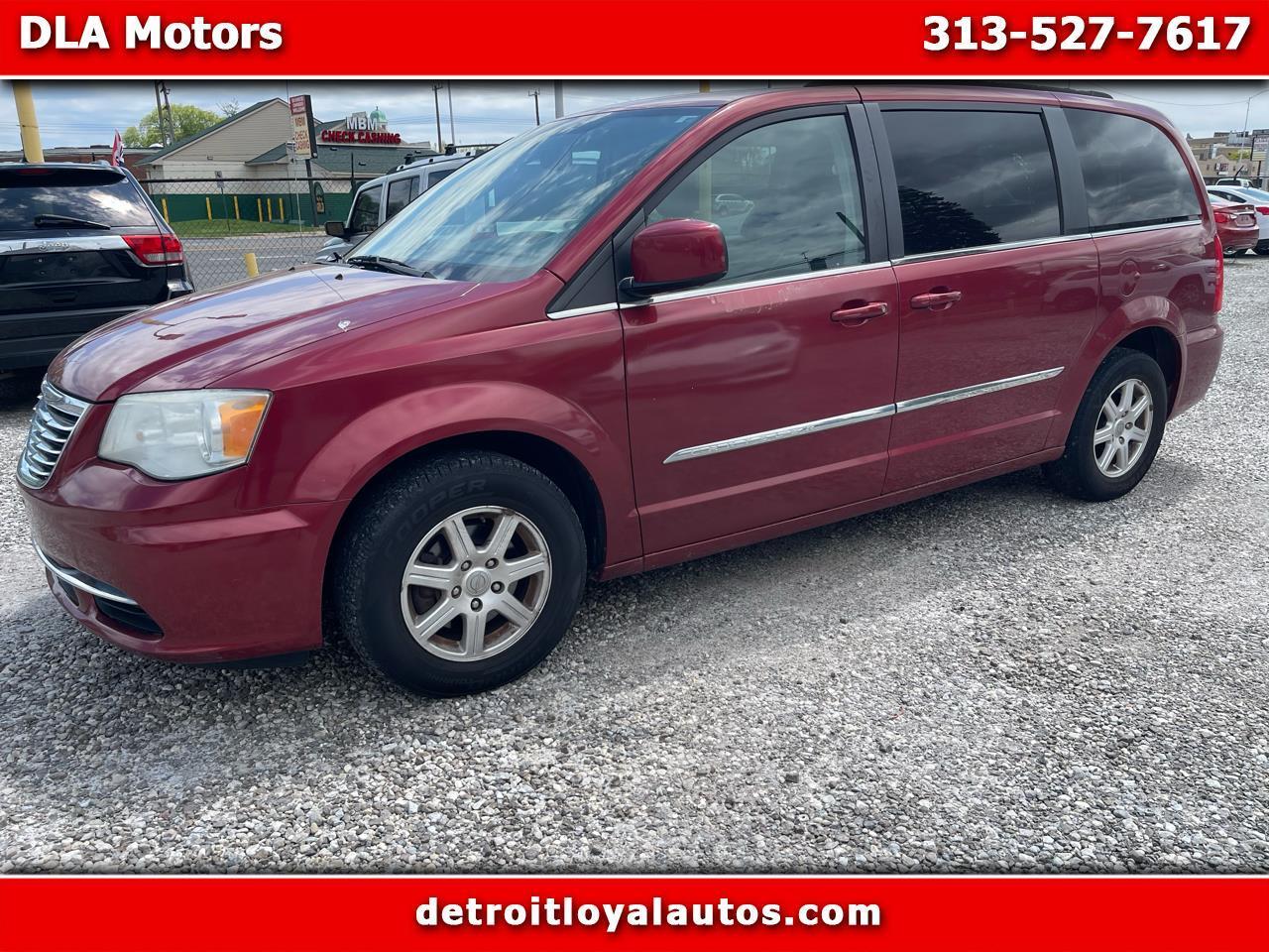 2012 Chrysler Town & Country Touring