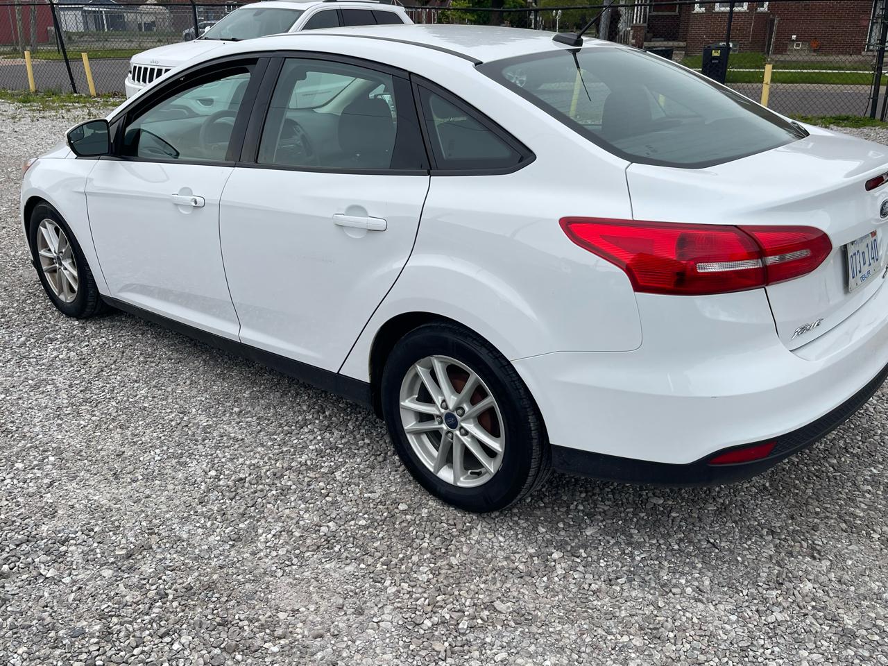 Ford Focus SE Sedan 2016