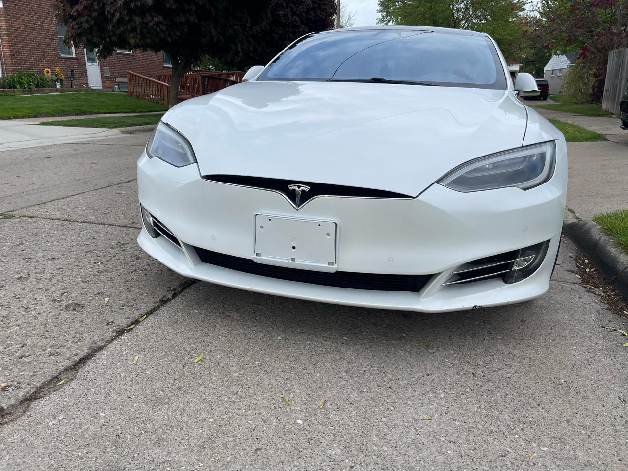 Tesla Model S 90D 2017